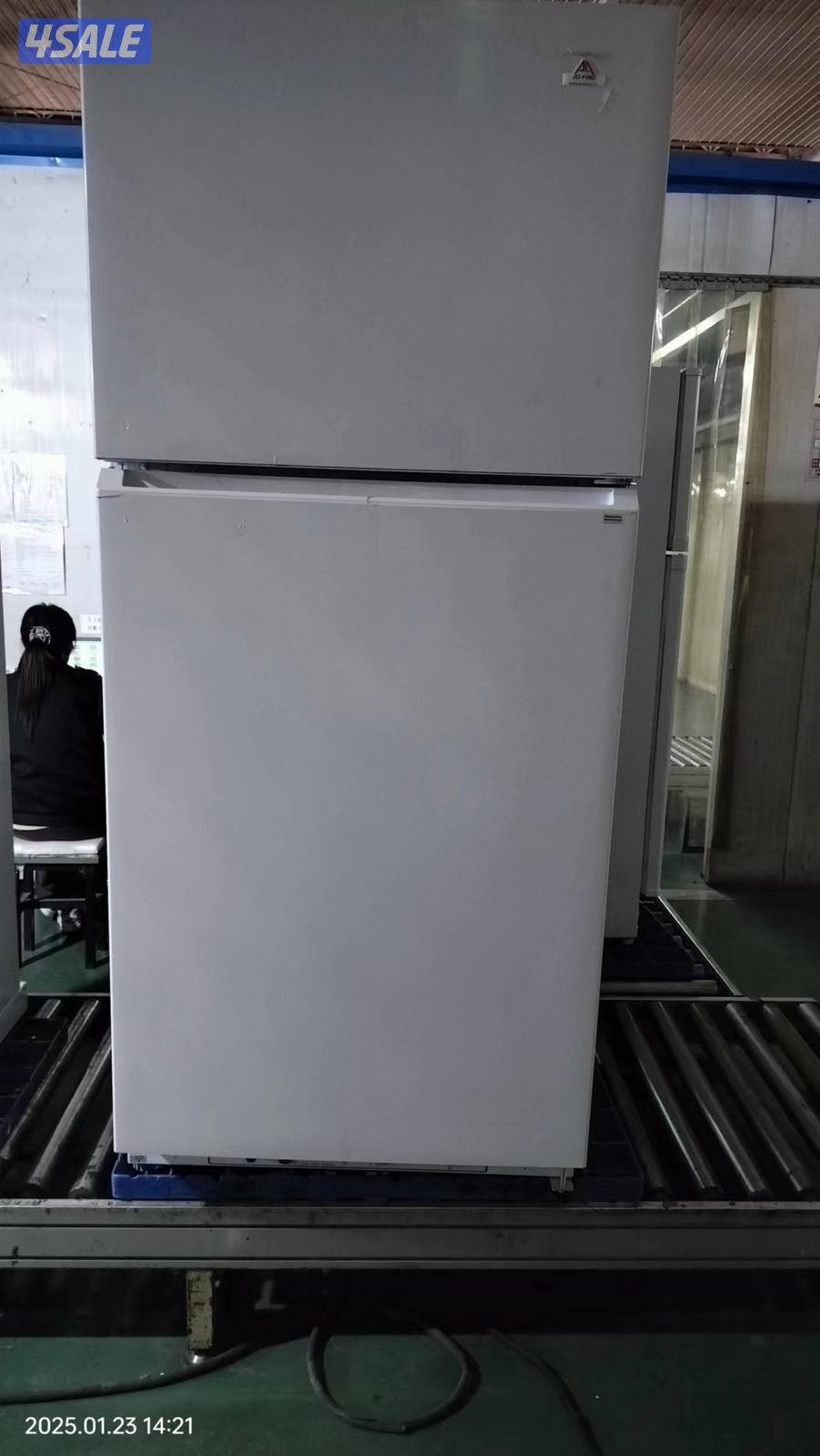 للبيع ثلاجات  غاز وكهرباء5