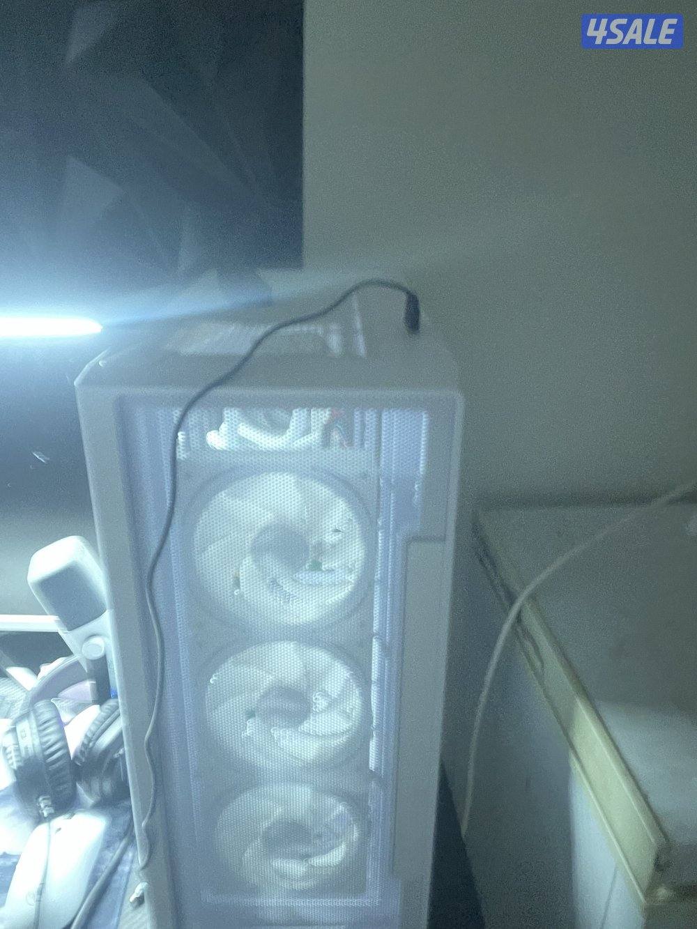 بي سي قيمنق كرت 4060معالج اي فايف جيل 12. 16جيجا رام3