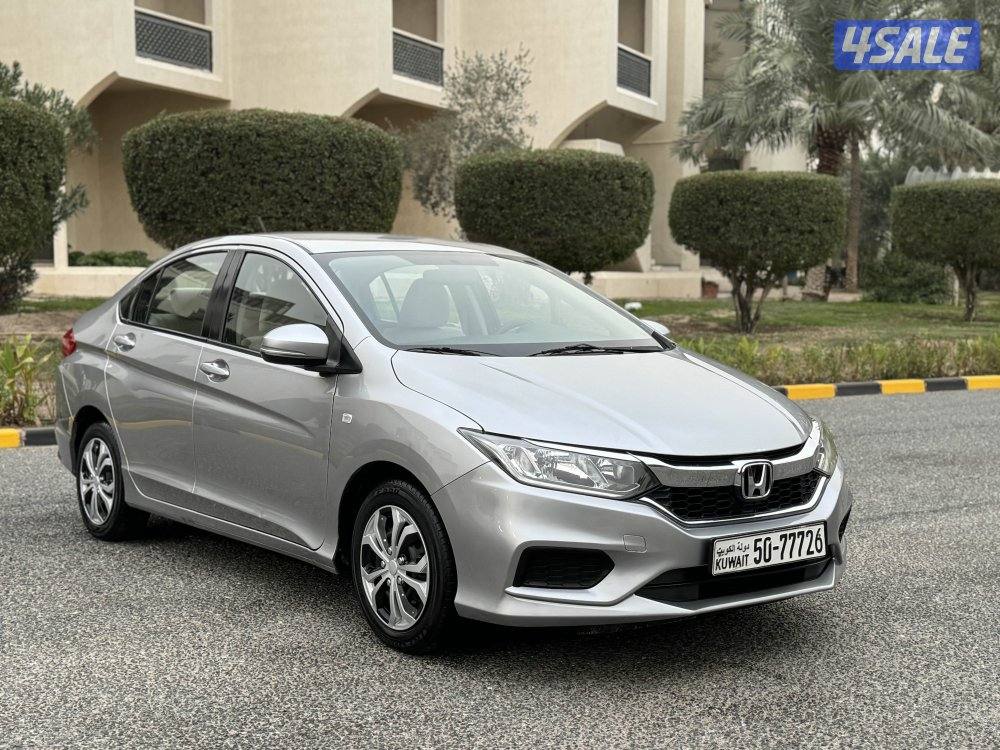 هوندا سيتي موديل 2019 بحاله الوكاله شرط الفحص1
