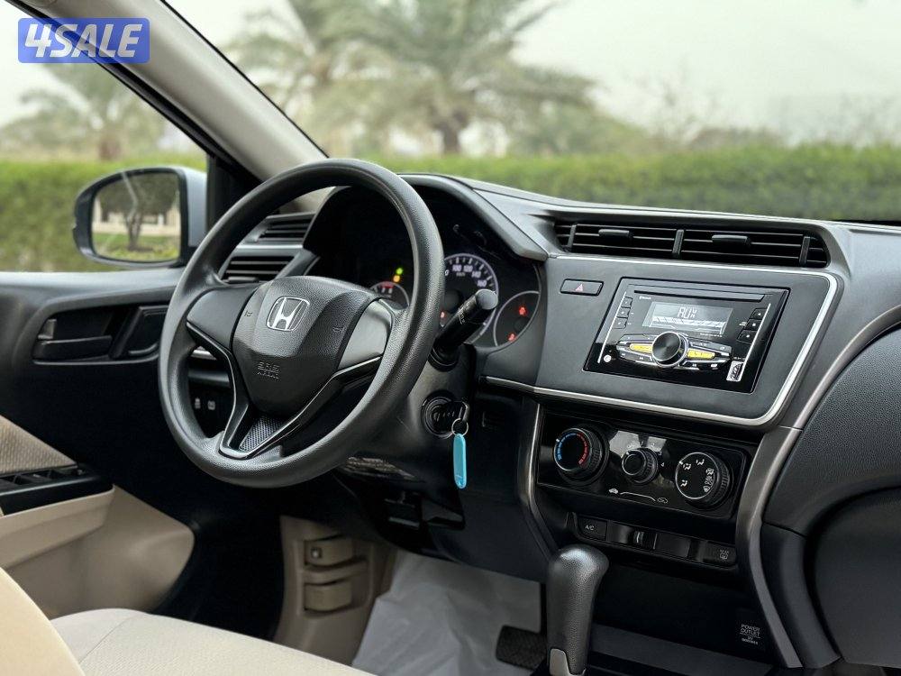 هوندا سيتي موديل 2019 بحاله الوكاله شرط الفحص10