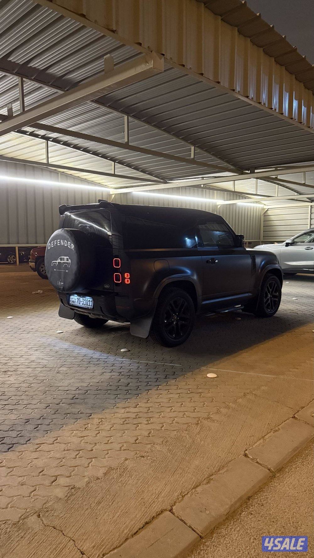 ديفندر 90 2022 وارد الغانم p400 ماشي 1055