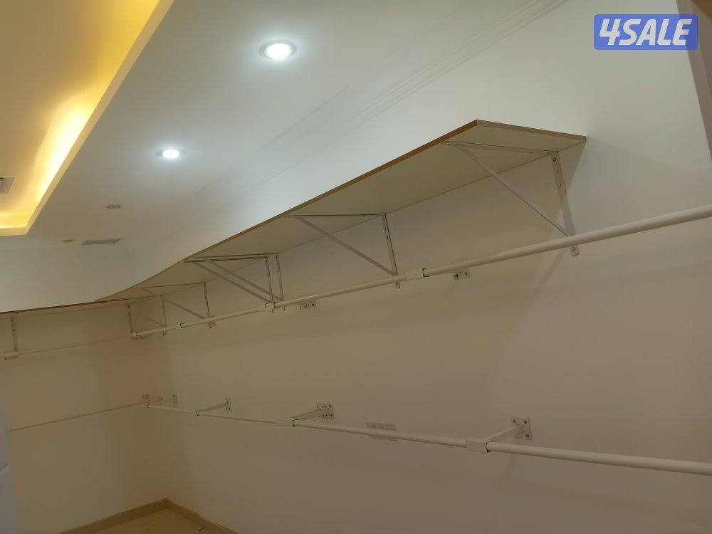 ارفف تخزين معدني وخشبي2