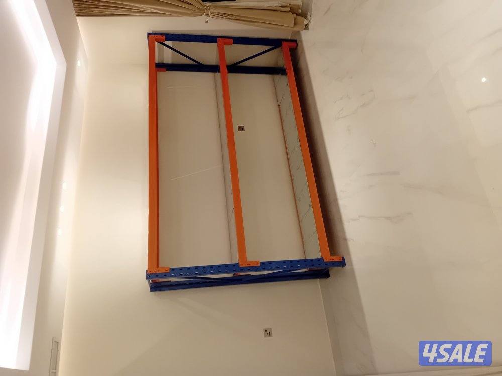 ارفف تخزين جميع انواع والمقاسات مع3