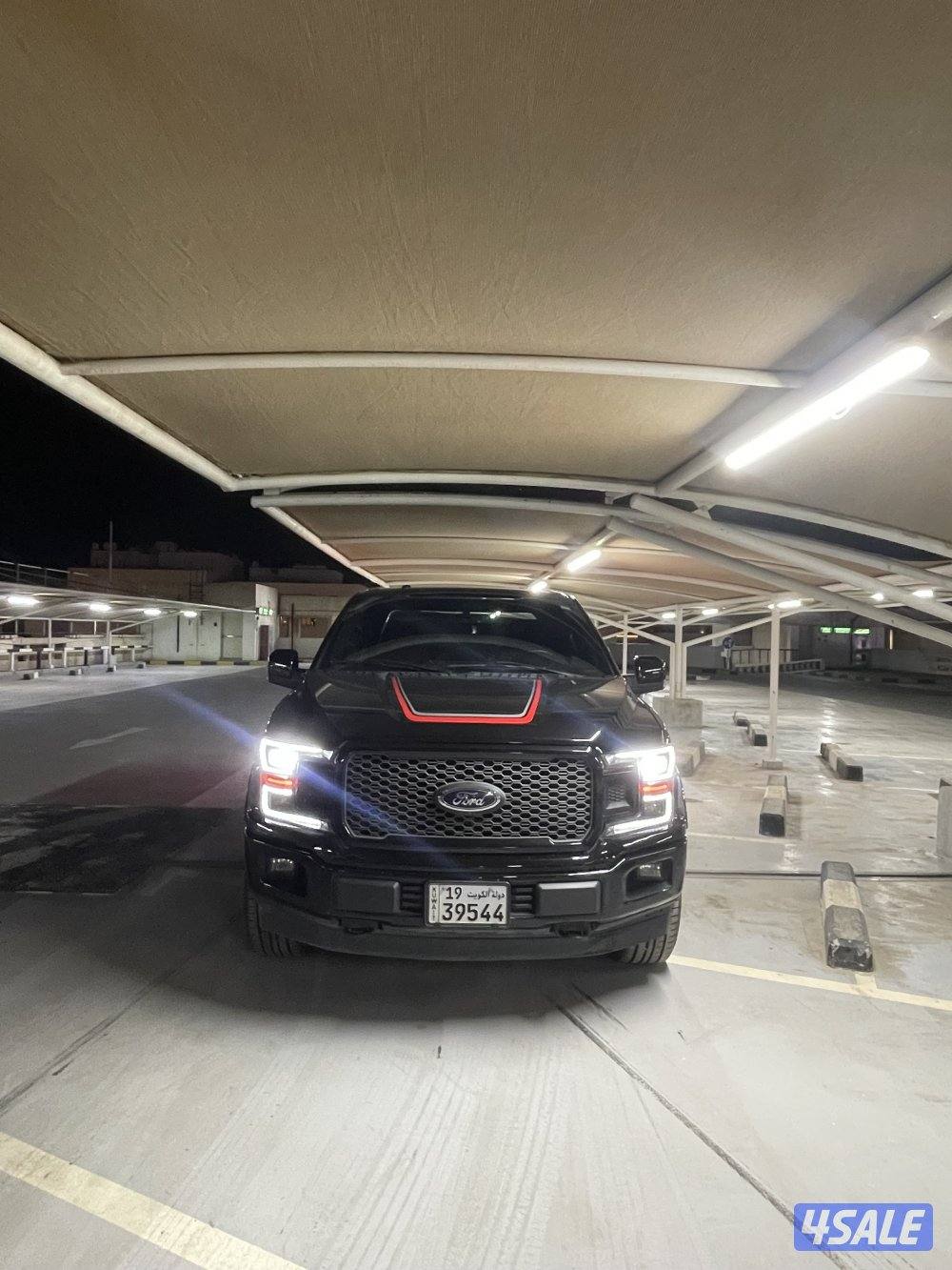 Ford F-150 Lariat 4x4 وانيت فورد2