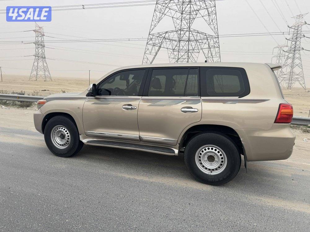 لاند كروزر ٢٠٠٩0