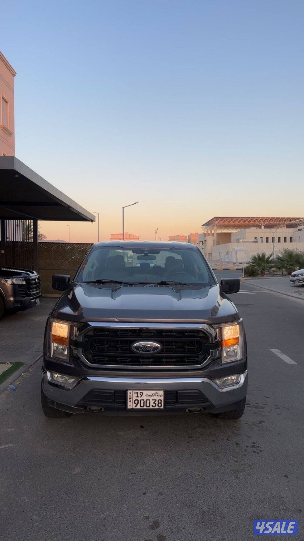 xlt دبل 8 سلندر المالك الاول مرفق الفحص4