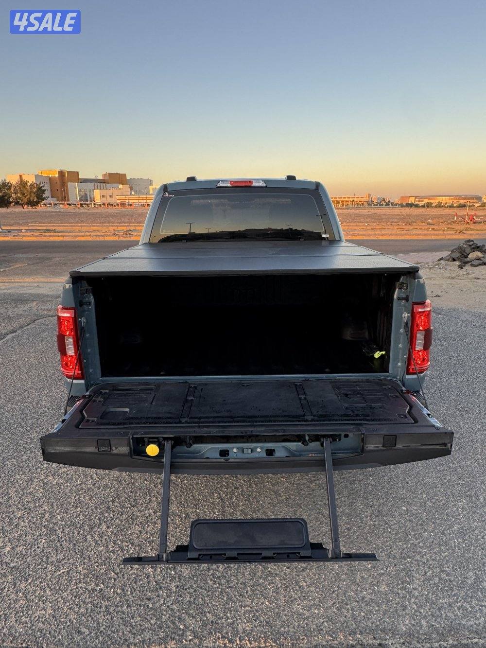 وانيت فورد 20237