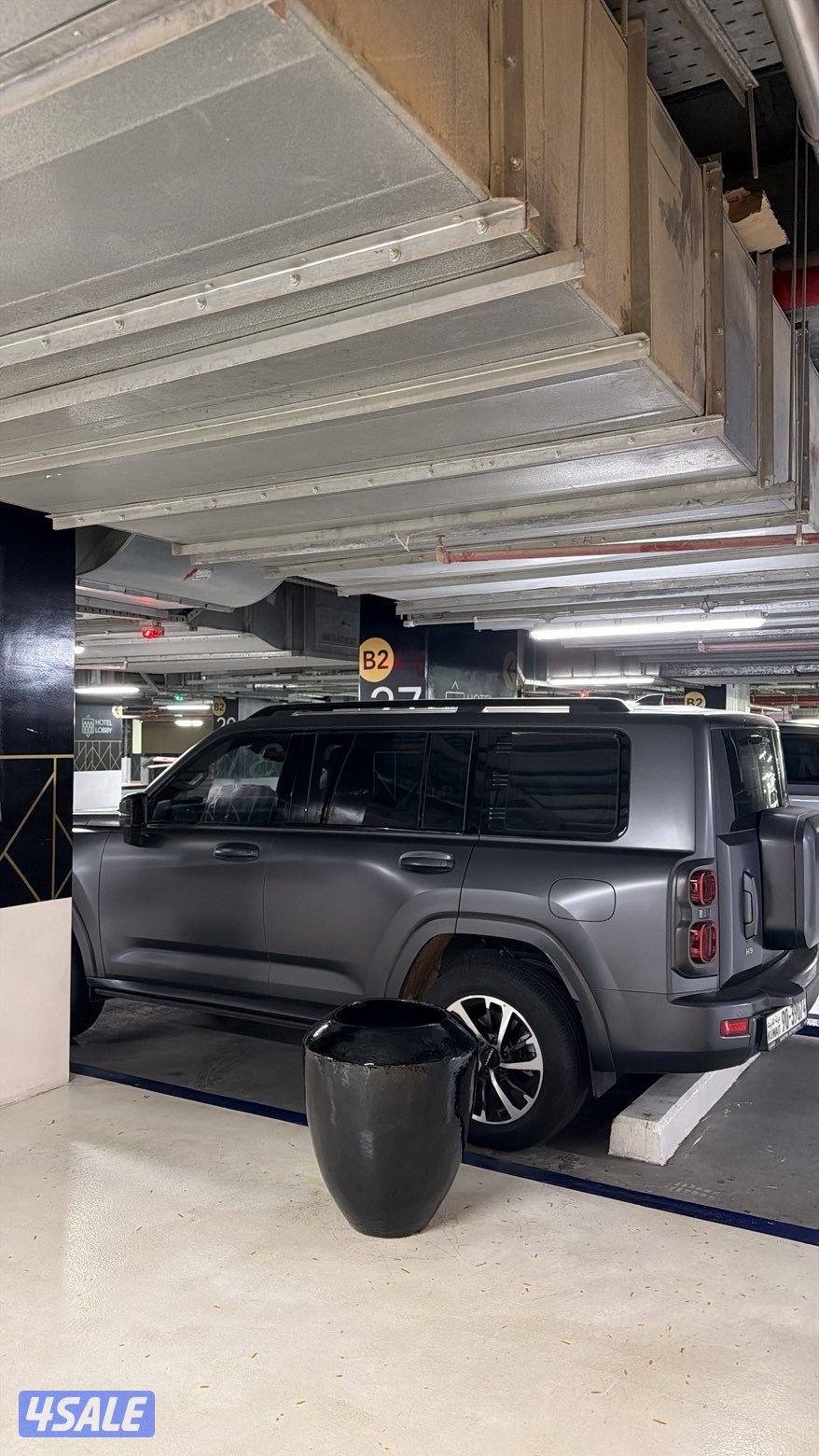 للبيع h9 بحالة الوكالة ولا يشتكي من شي وسيرفس ومنتضم بالوكالة0