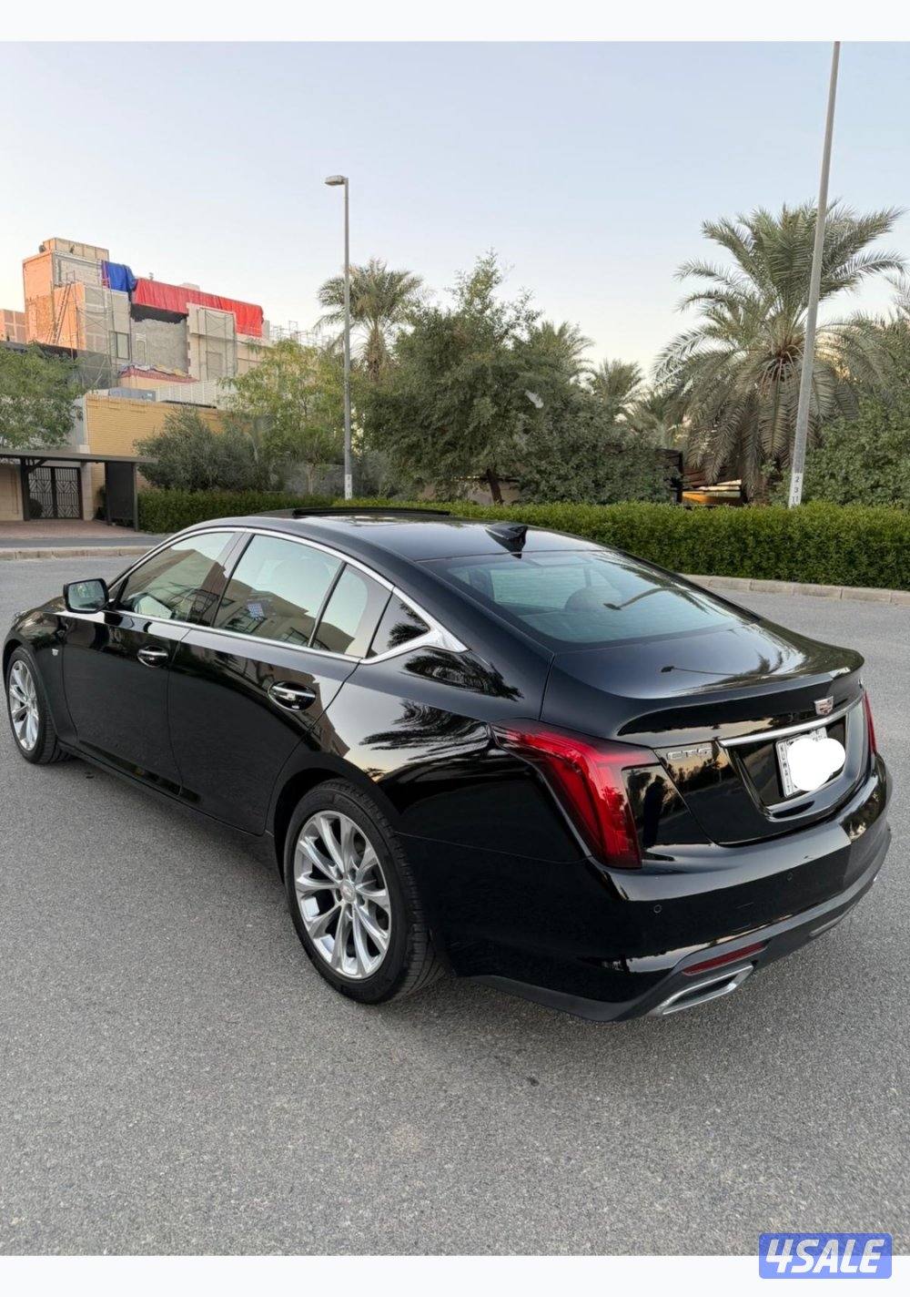 للبيع كاديلاك - CT5 - صبغ وكاله - عداد ٢١الف4