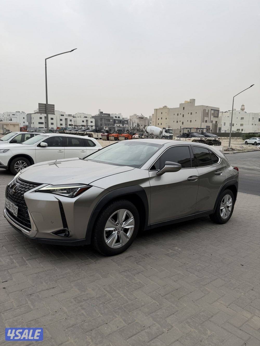 لكزس UX صبغ الوكالة عداد 130 الساير1