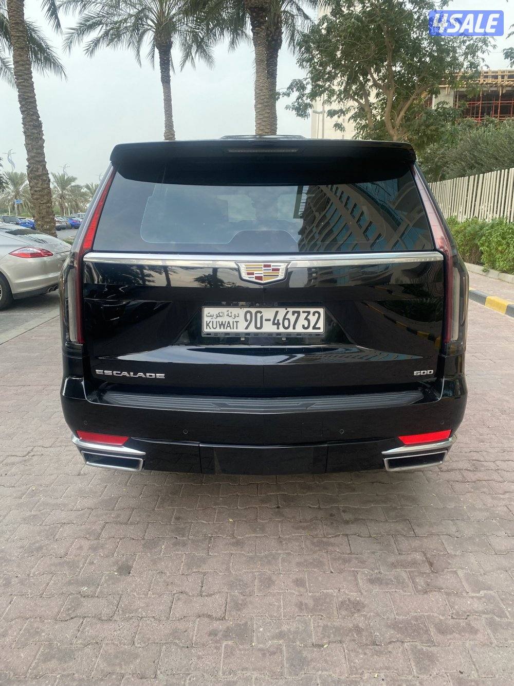 كاديلاك اسكاليد بلاتينيوم ايدشن فل اوبشن بحالة الوكاله ماشي 109 صبغ ال0