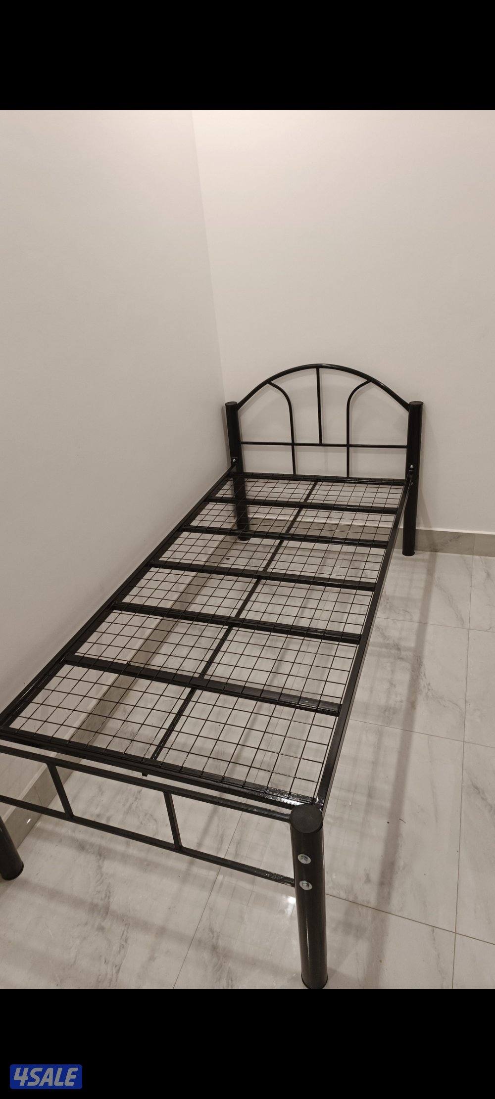 سرير حديد سراير طبية مراتب ومفروشات كبتات حديد  توصيل مجانى9