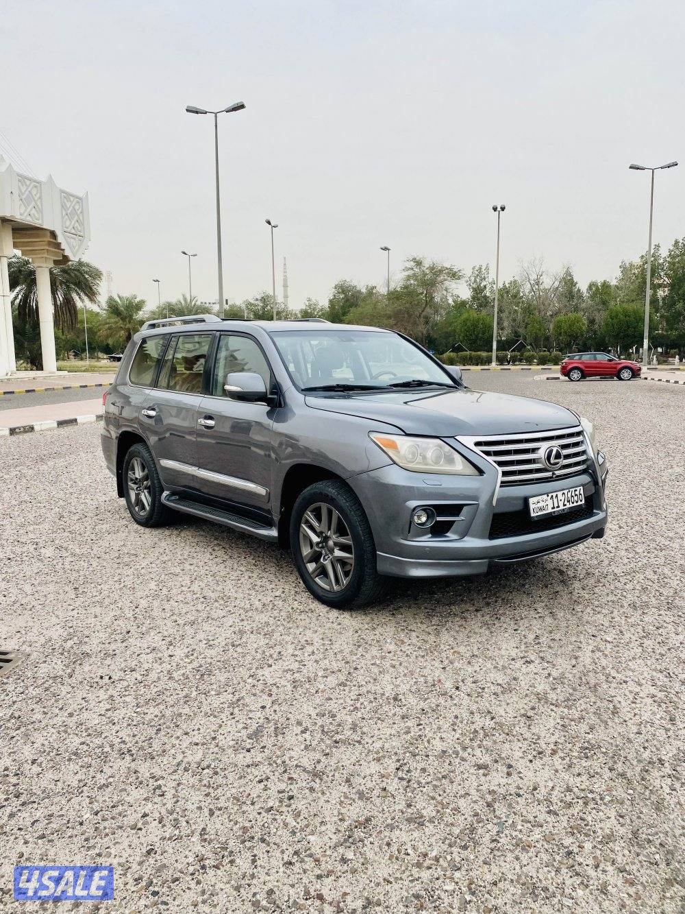 لكزس LX نظيف بحاله ممتازه1