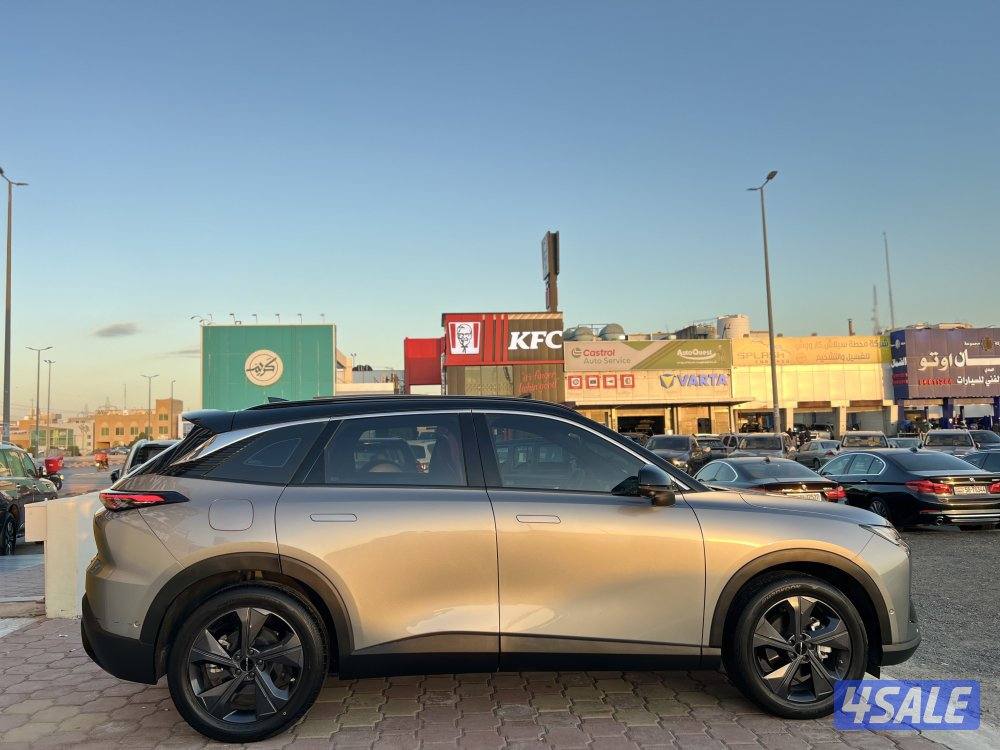 للبيع بايك X55 موديل 2024 بالكفالة7