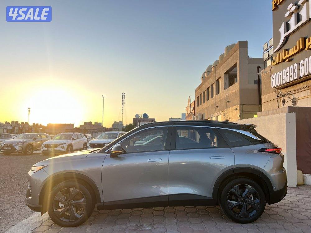 للبيع بايك X55 موديل 2024 بالكفالة8