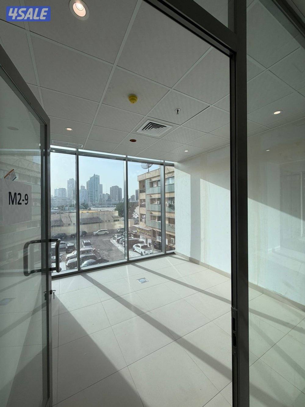 مكتب لايجار بشرق بجوار مول العاصمه الاسعار من 310 الي 400 دينار1