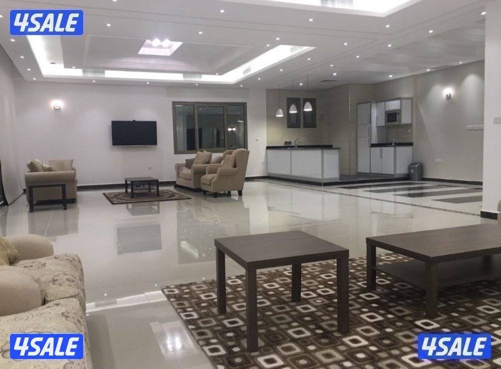 شالية كامل 8 غرف  جميعها ماستر / طريق 278 / صف أول / بجوار خيران مول7