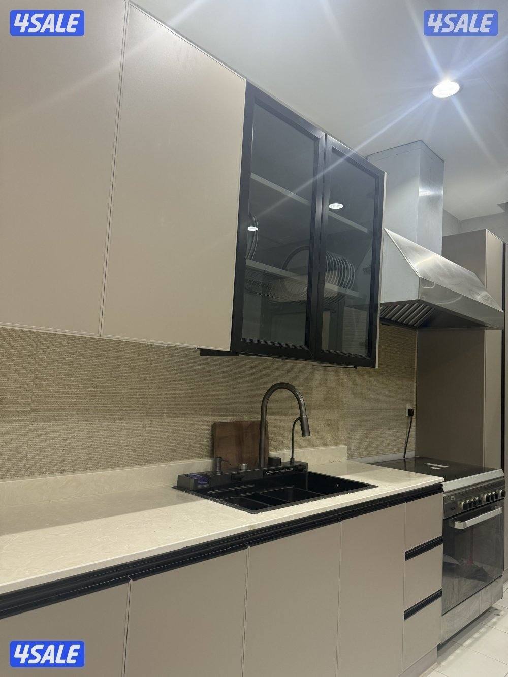 شالية كامل 8 غرف  جميعها ماستر / طريق 278 / صف أول / بجوار خيران مول15