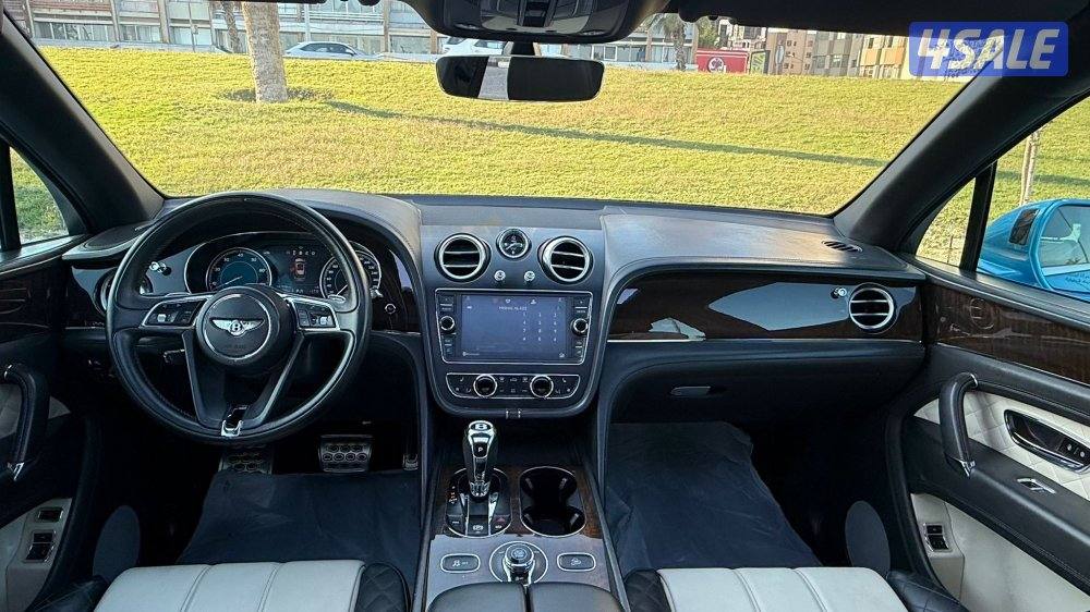 للبيع بنتلي بنتياجا ٢٠١٩ بحالة ممتازة الوكالة الزياني8