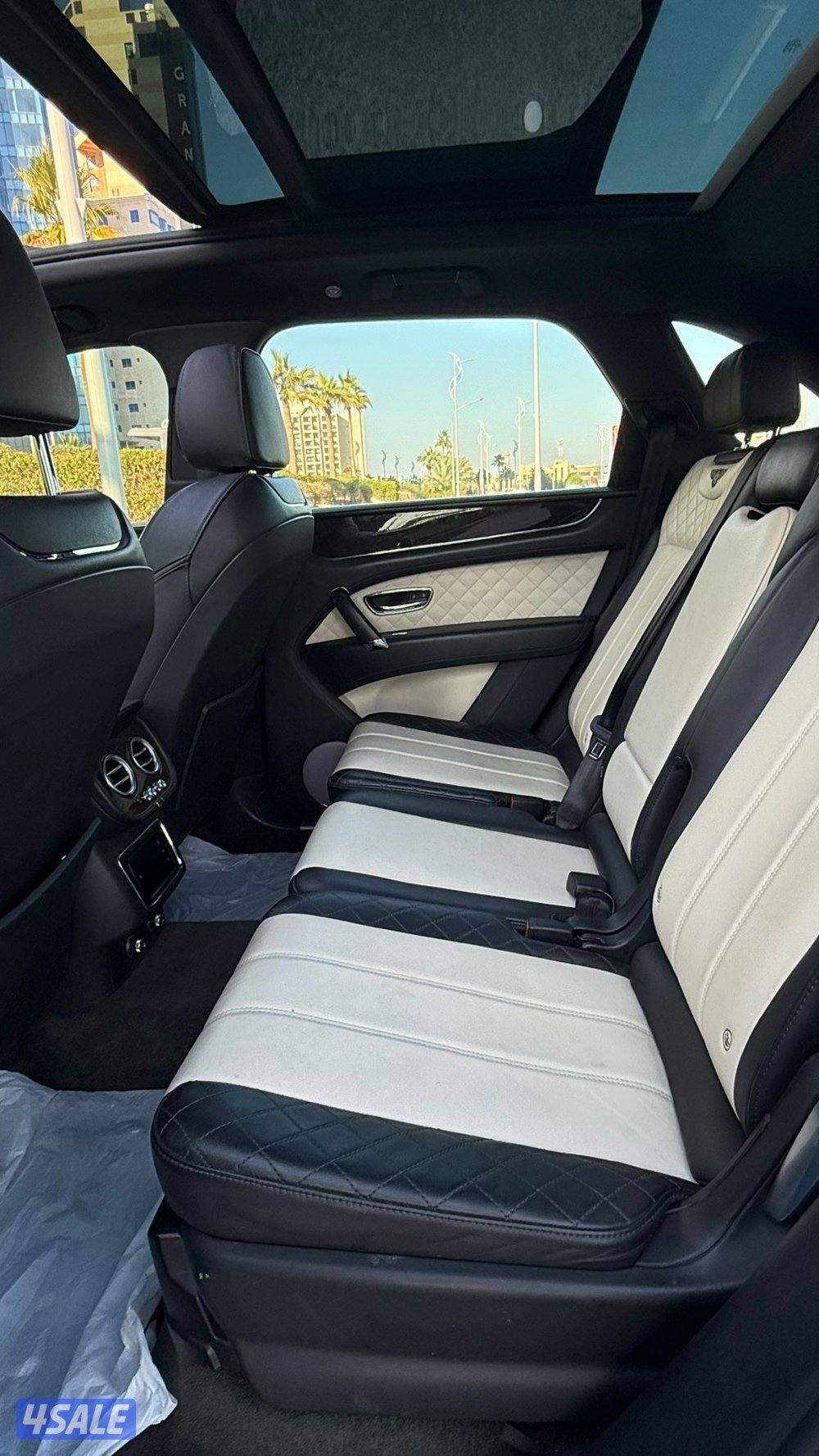 للبيع بنتلي بنتياجا ٢٠١٩ بحالة ممتازة الوكالة الزياني10