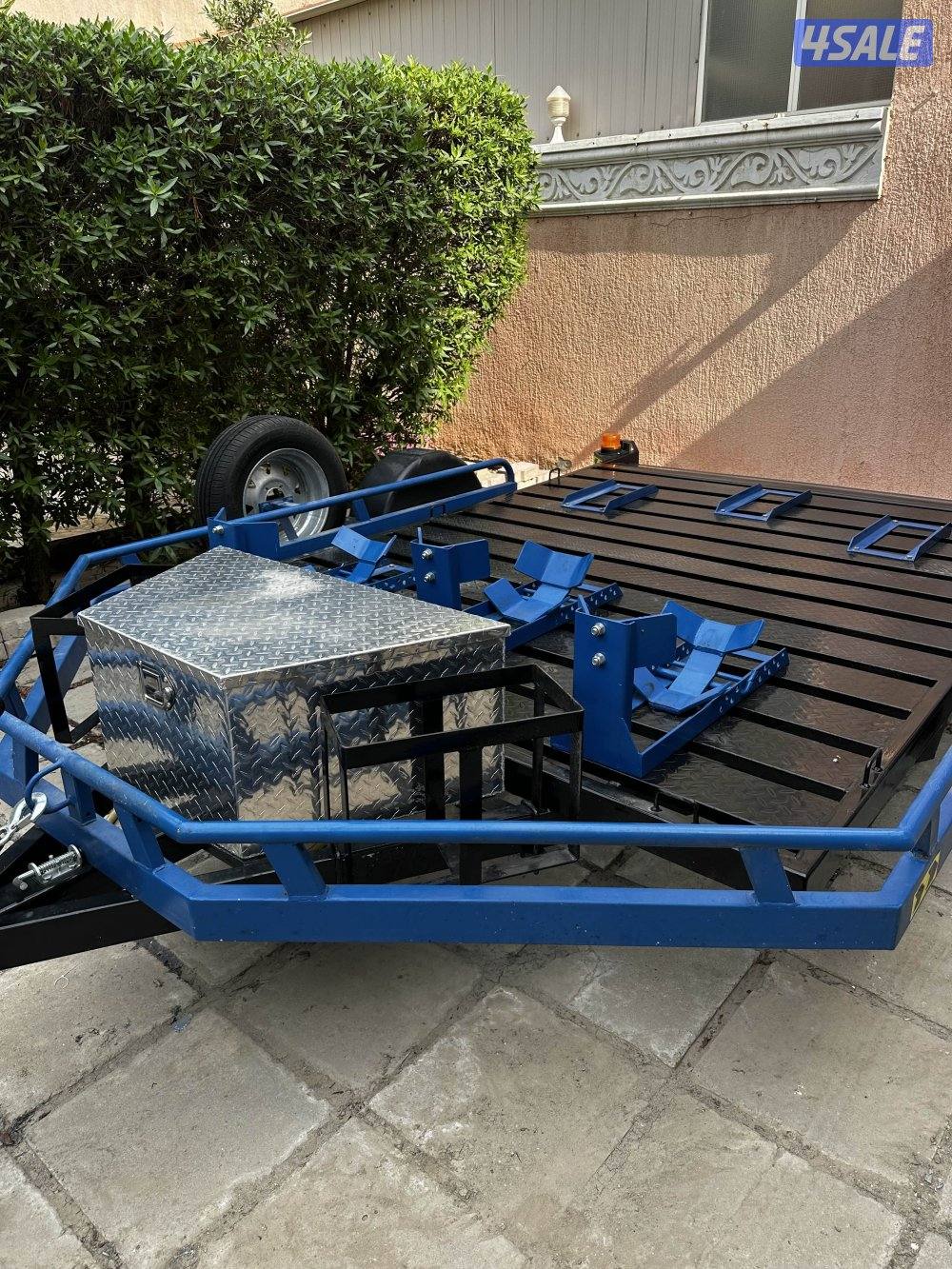 للبيع للجادين عربانة للدراجات النارية استخدام مرتين فقط وشبه جديدة0