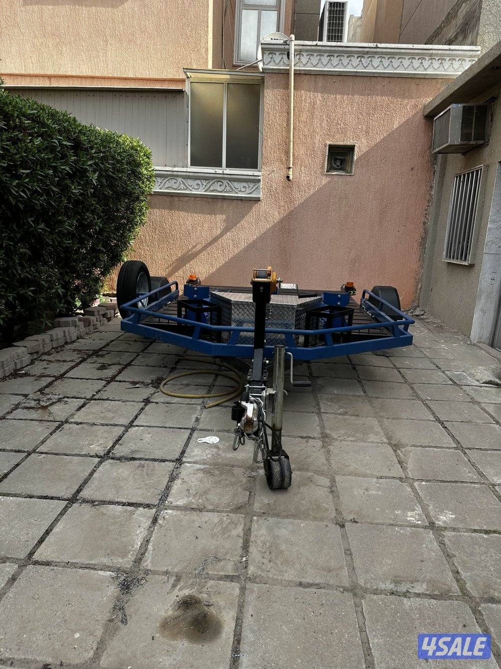 للبيع للجادين عربانة للدراجات النارية استخدام مرتين فقط وشبه جديدة4