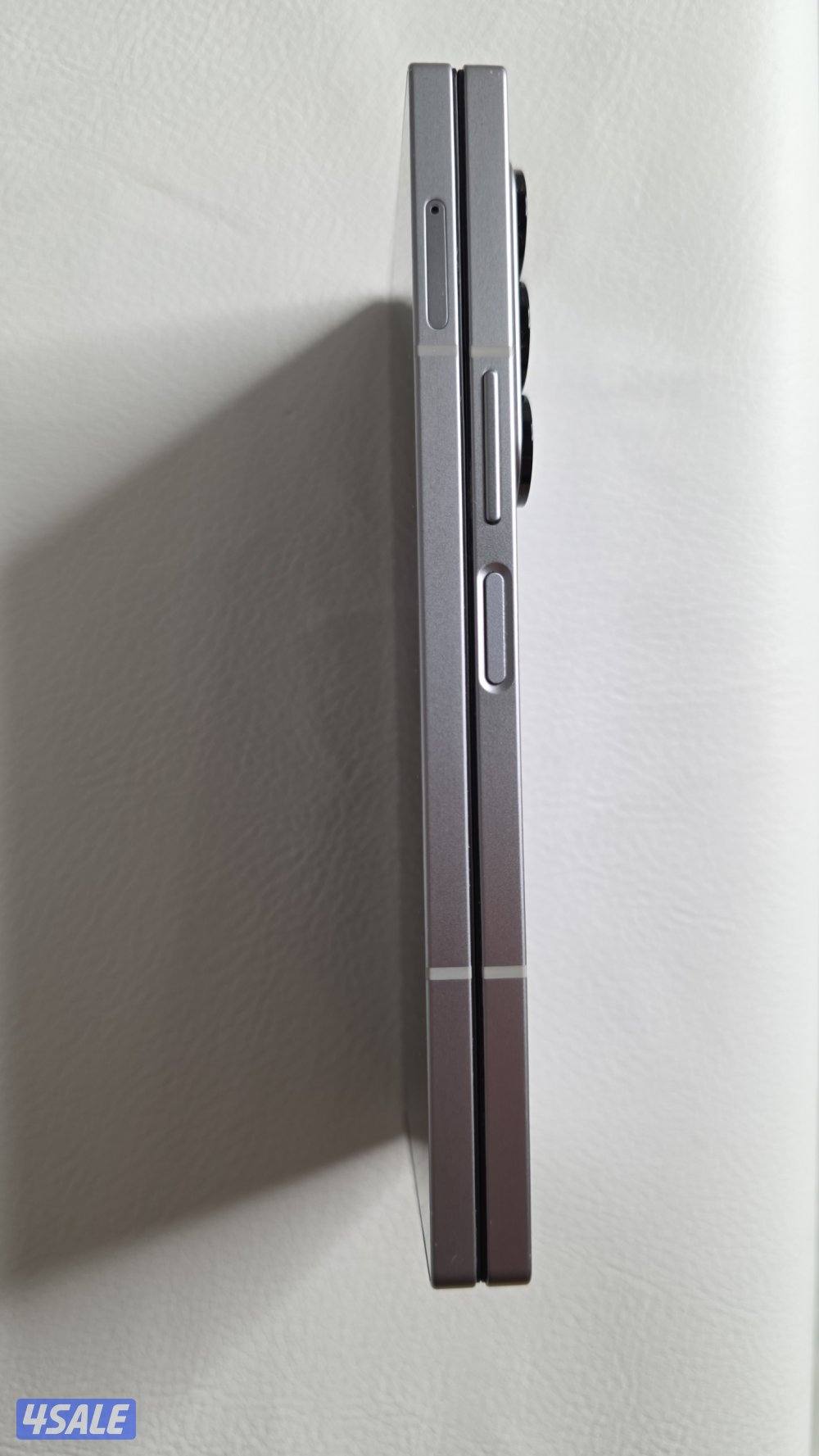 z fold 6 256 gray clean3