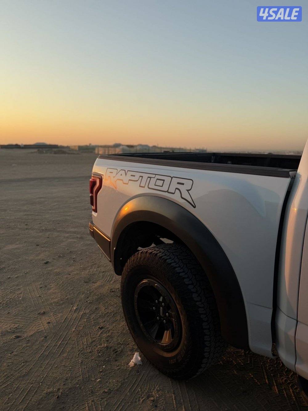 Ford raptor 2018 Twin-Turbo V6  فورد رابتر7