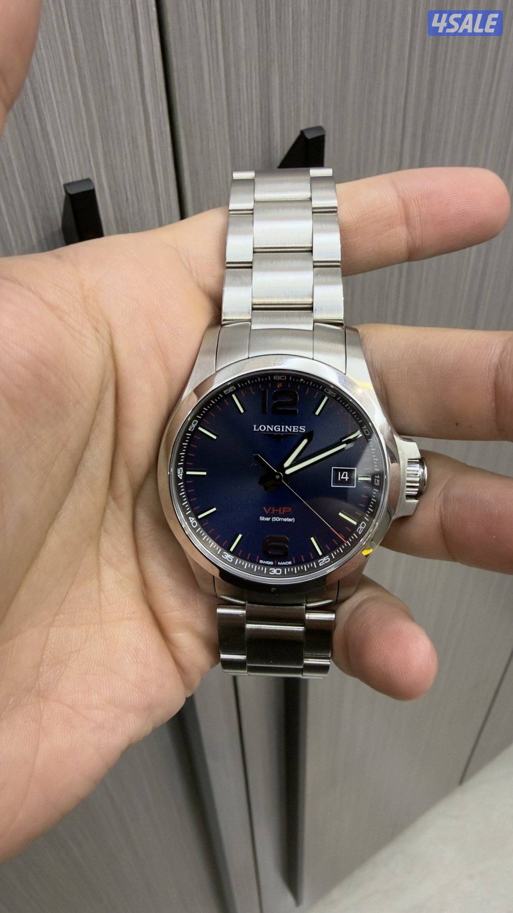 ساعة لونجين Conquest V.H.P. 43 مم ازرق مع العلبة والفاتورة0