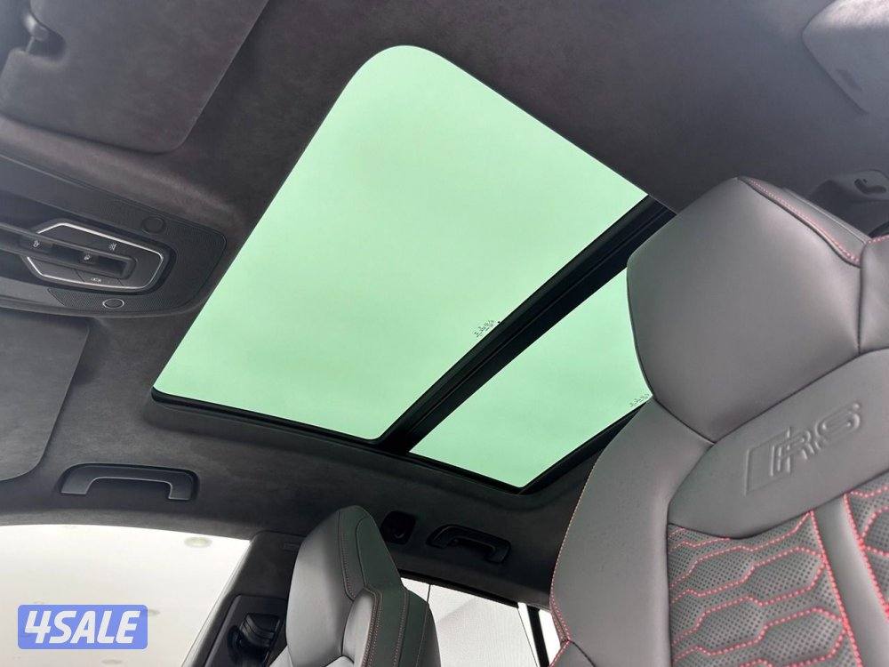 Audi RS Q8 (black edition)6