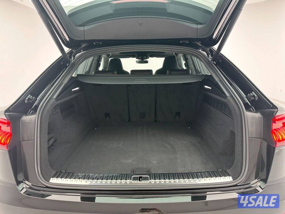 Audi RS Q8 (black edition)10