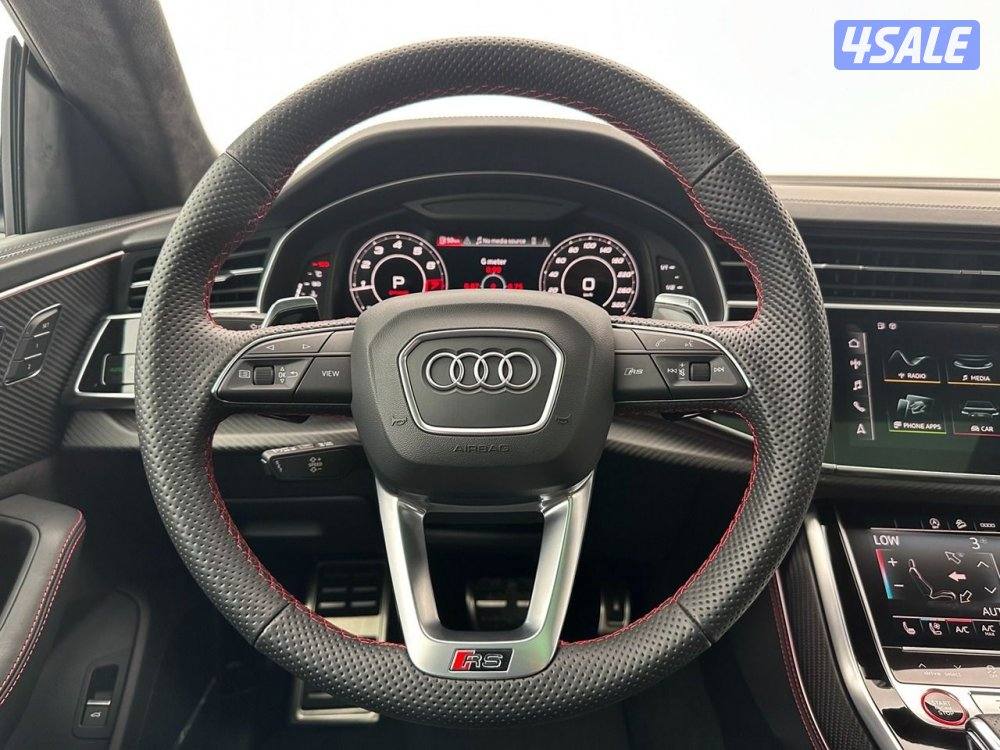 Audi RS Q8 (black edition)14