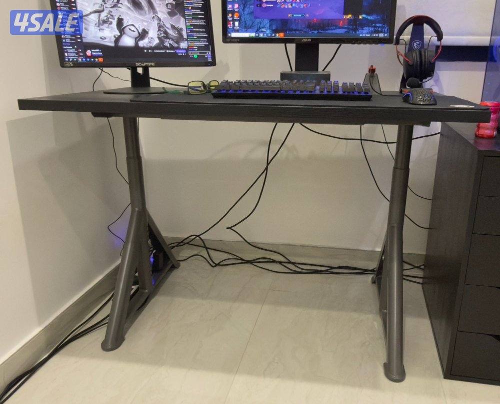 للبيع طاولتين قيمنق بحالة ممتازة ونظيفة جداً حالياً0