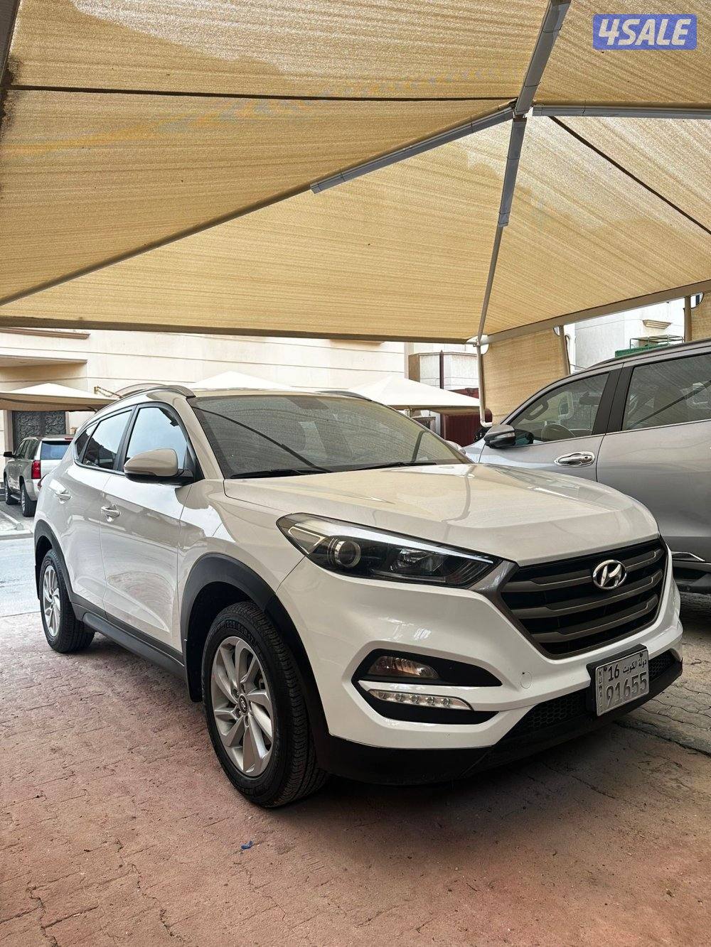 للبيع توسان 2018 / دفع رباعي 2,42