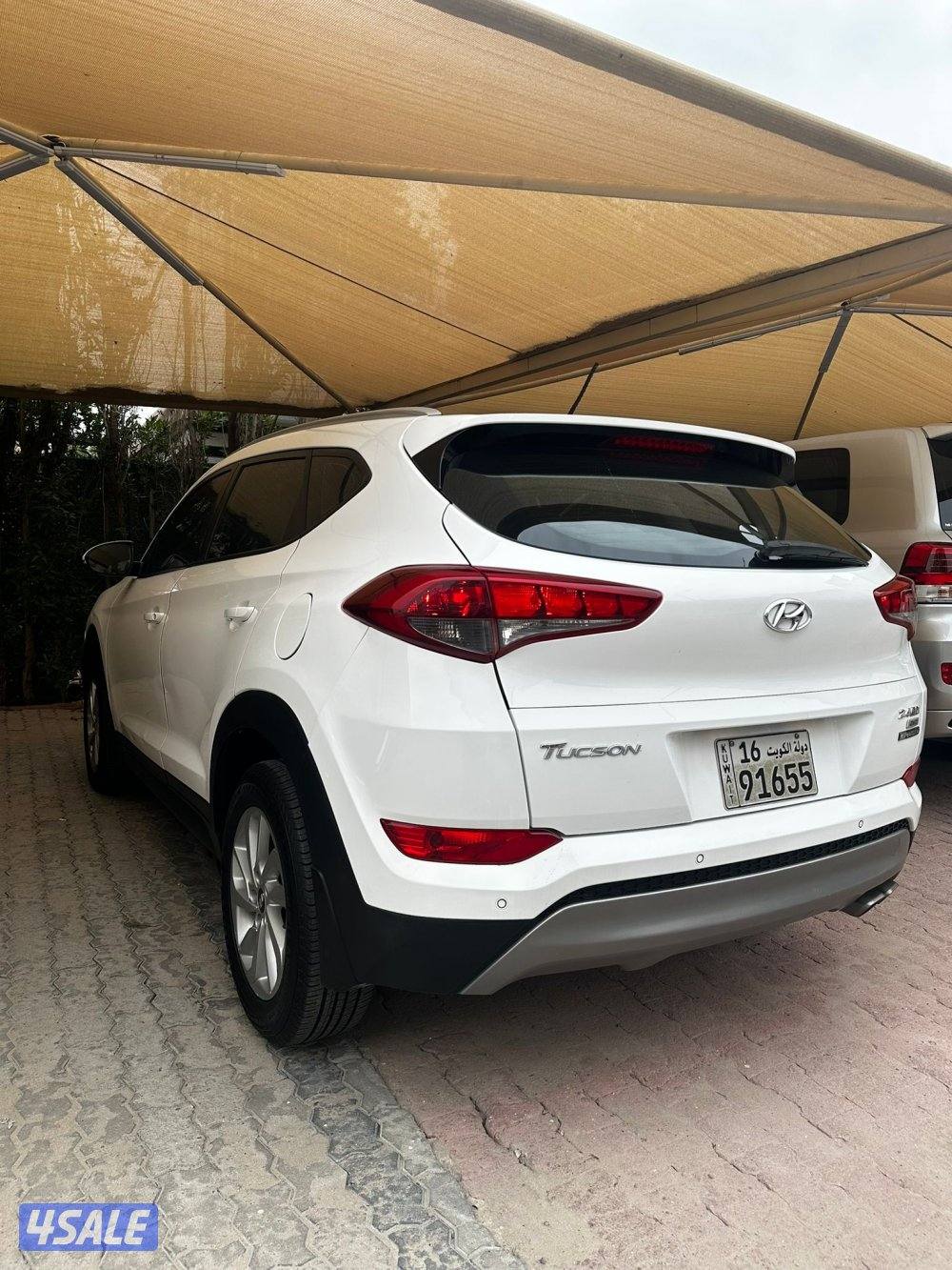 للبيع توسان 2018 / دفع رباعي 2,44