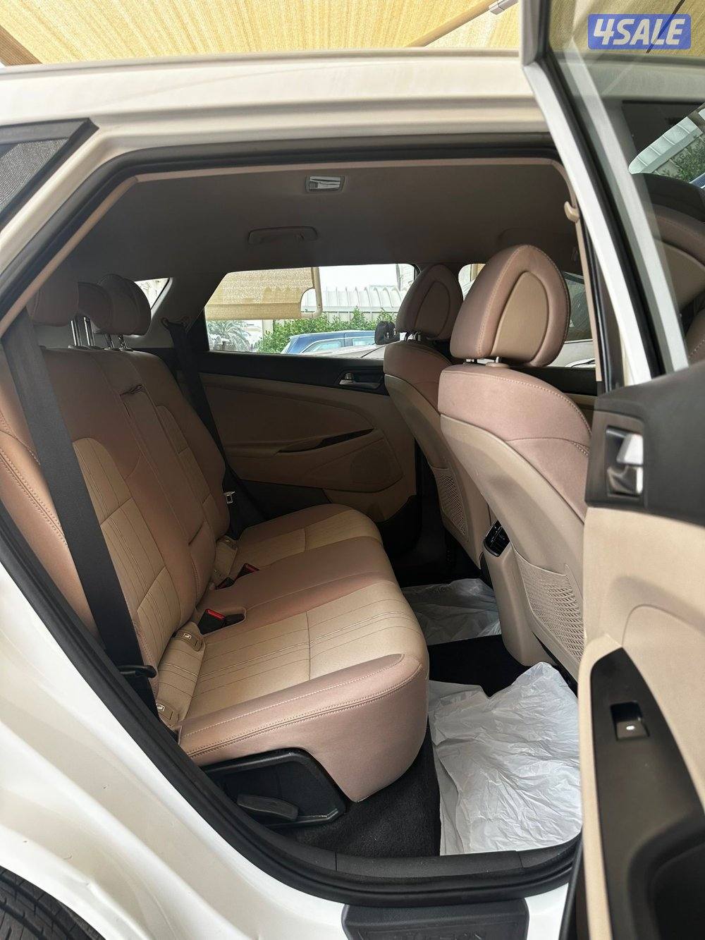 للبيع توسان 2018 / دفع رباعي 2,410