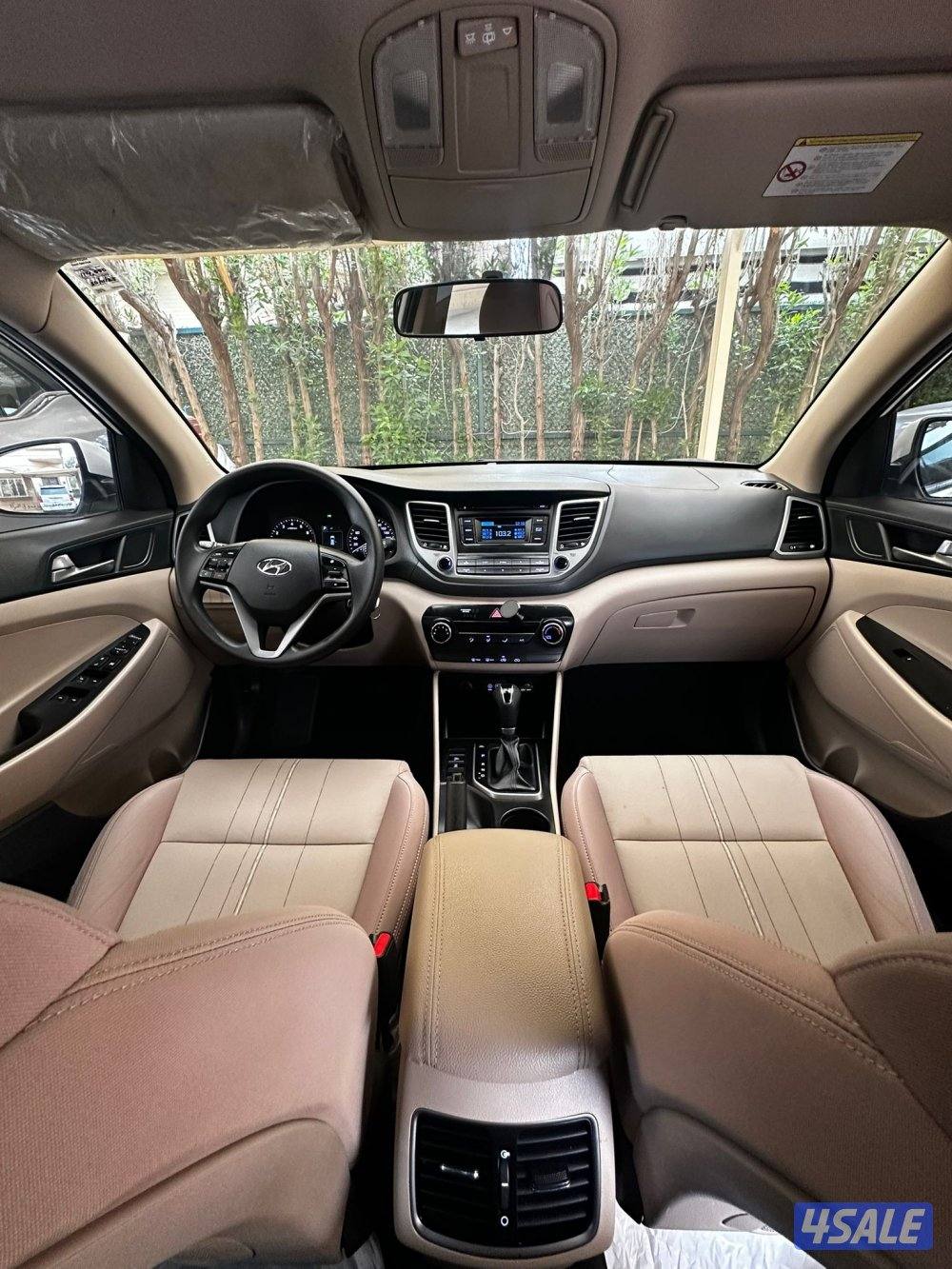 للبيع توسان 2018 / دفع رباعي 2,411