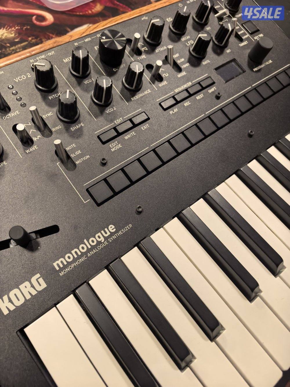korg minilogue synth piano0
