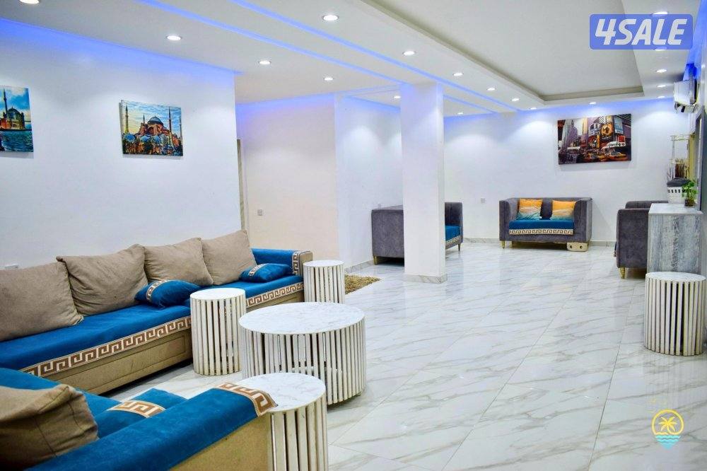 للايجار مخيم + استراحه10