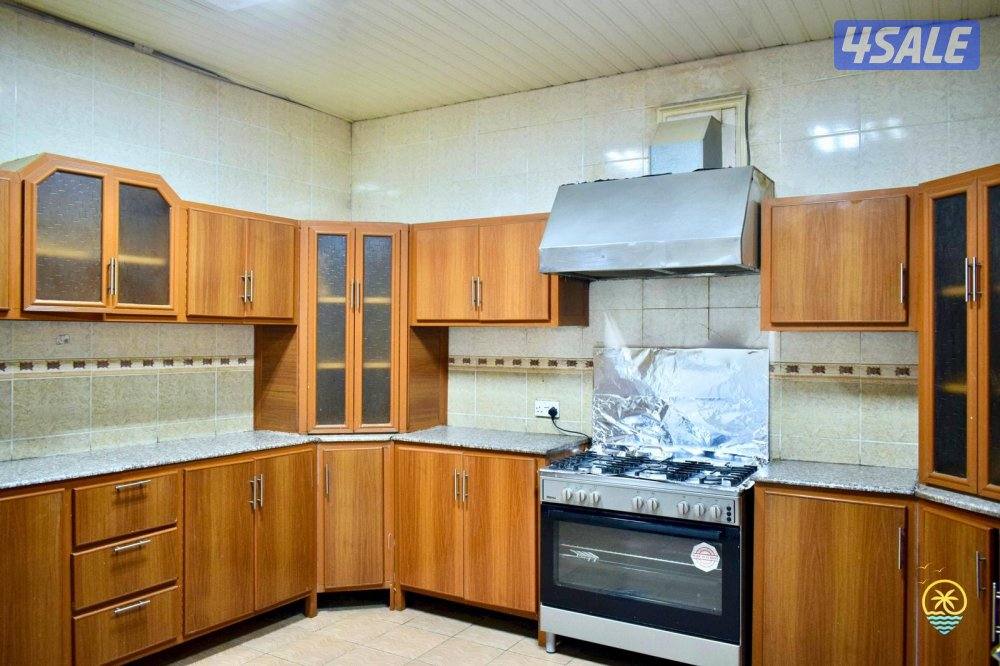 للايجار مخيم + استراحه12