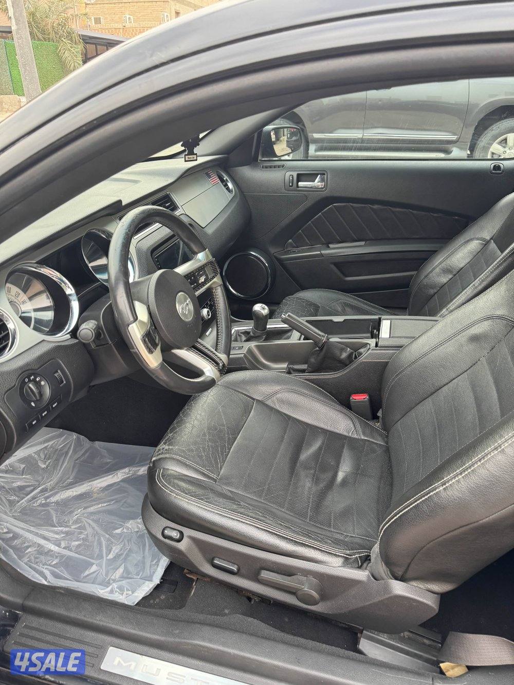 للبيع موستانج 8 سلندر3