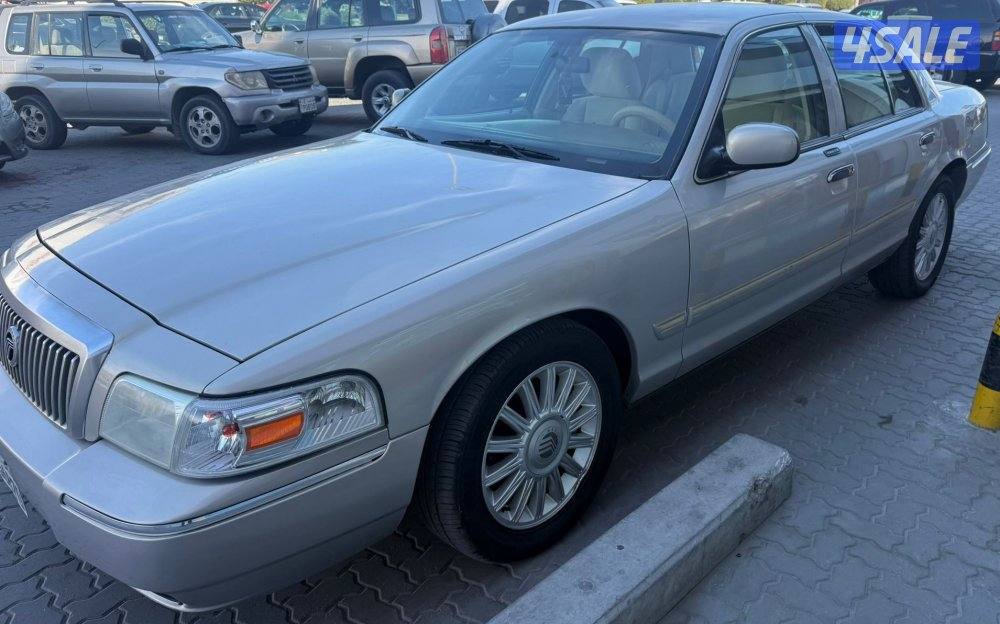 ميركوري جراند ماركيز GS موديل 2011 بحالة تبارك الرحمن شرط الفحص3