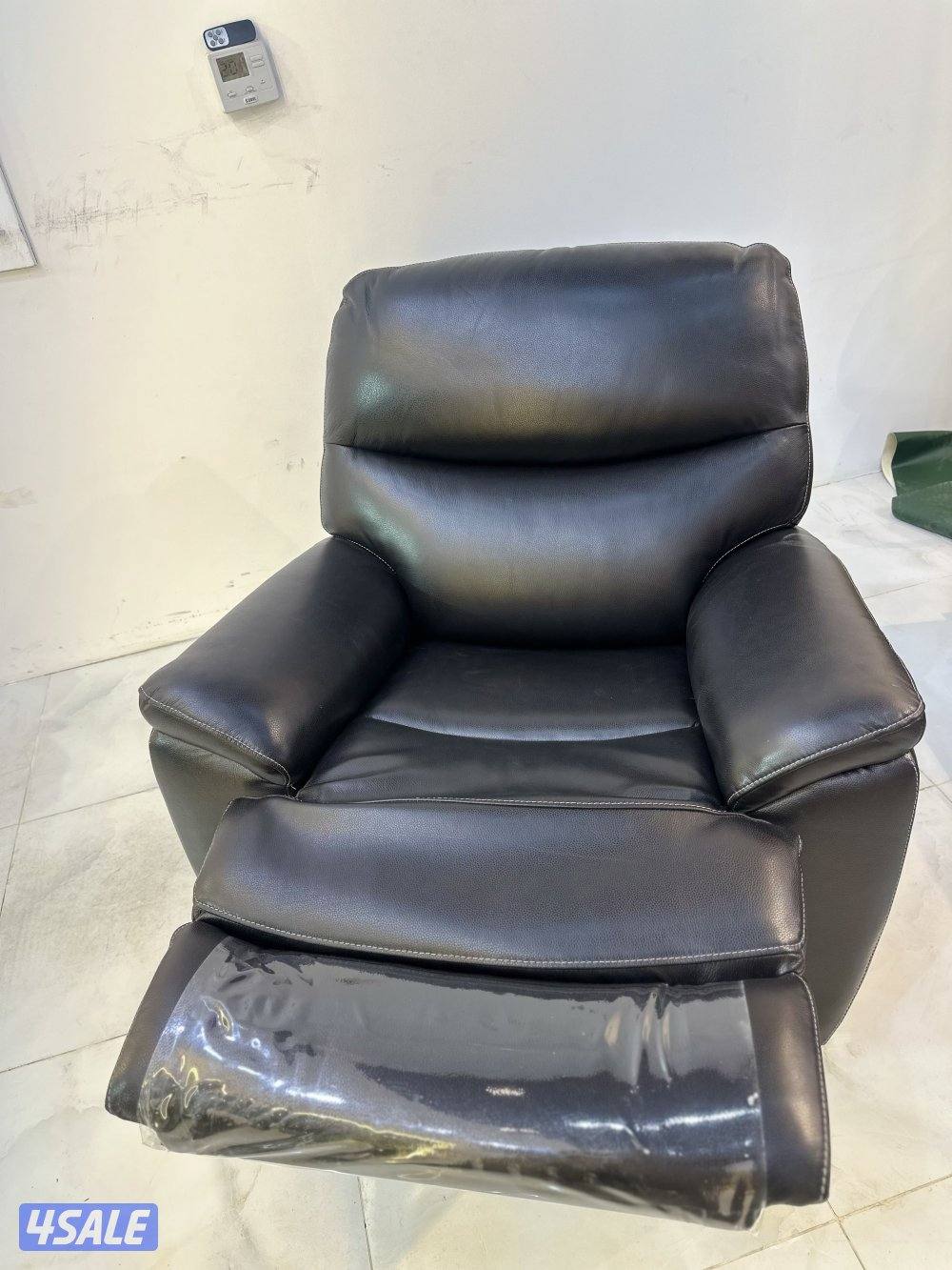 للبيع كرسي هزاز مريح جداً5