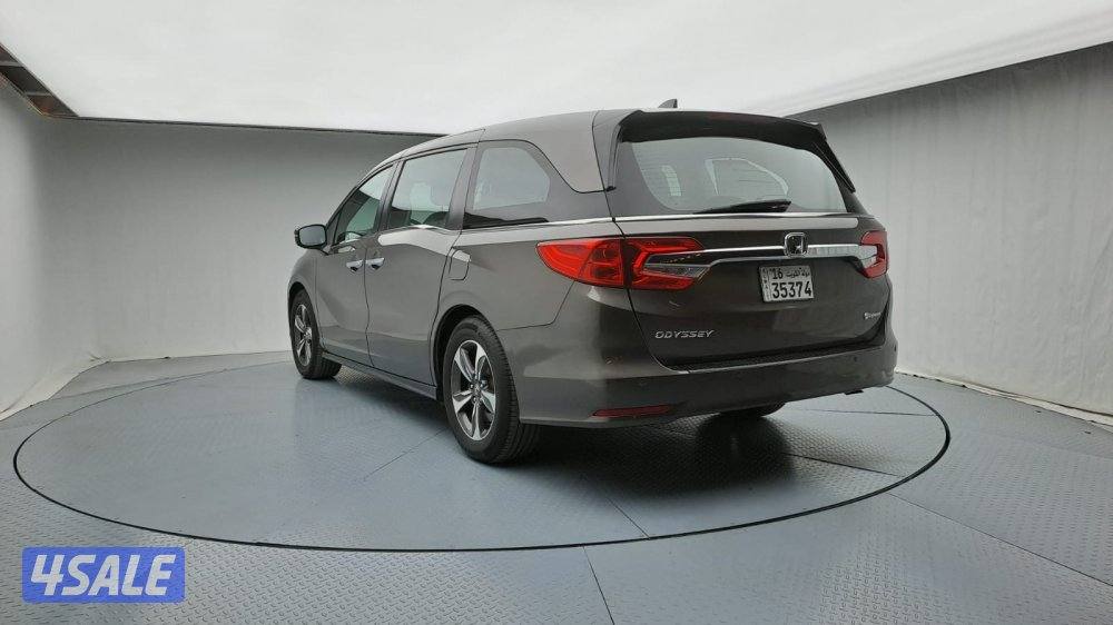 هوندا اوديسي مالك اول بحالة الوكالة4