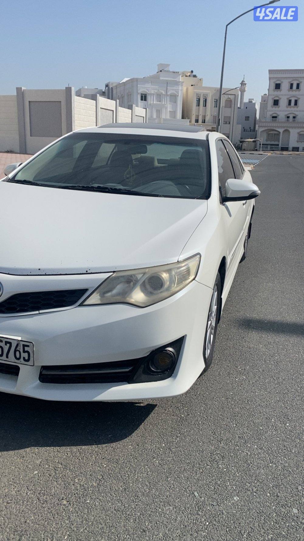 للبيع كامري 2012 GLX1