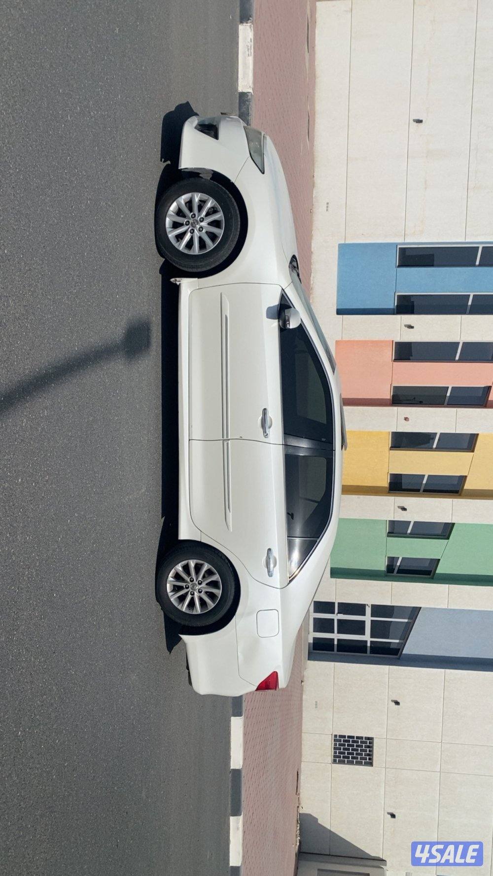 للبيع كامري 2012 GLX3