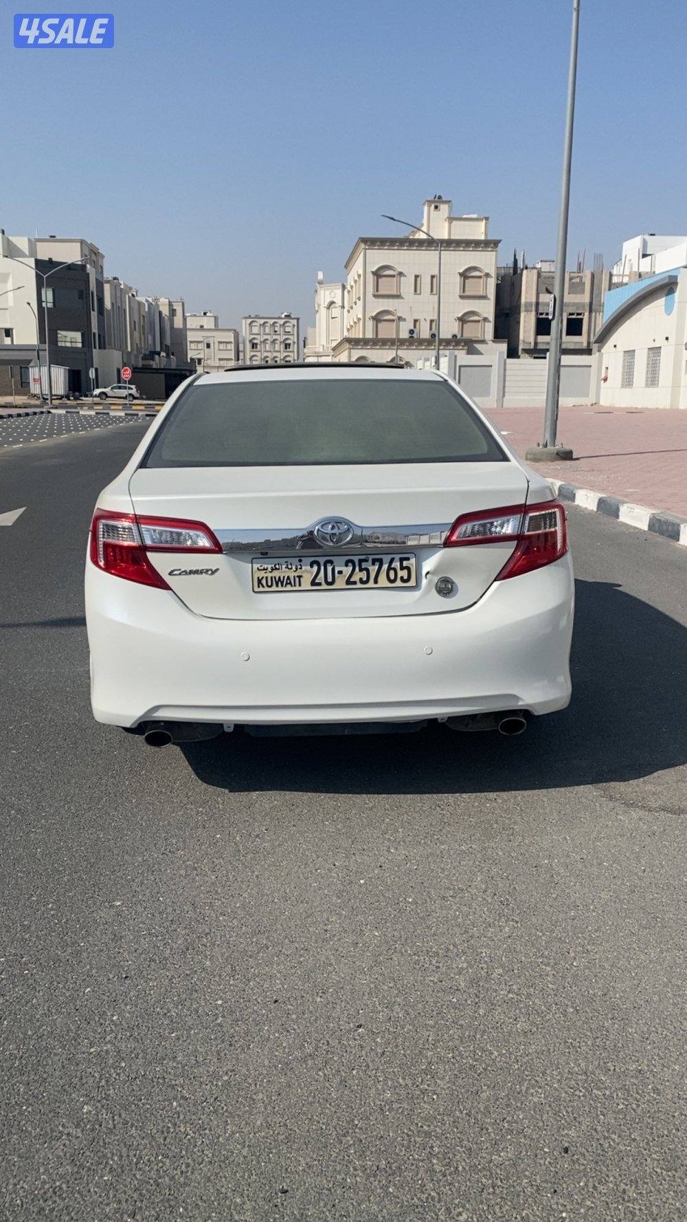 للبيع كامري 2012 GLX4