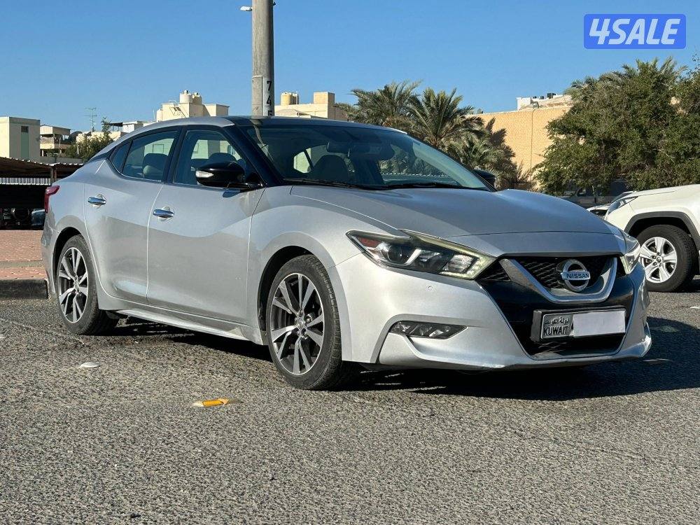 نيسان مكسيما SV موديل 2016 ماشي 143 الف شرط الفحص0