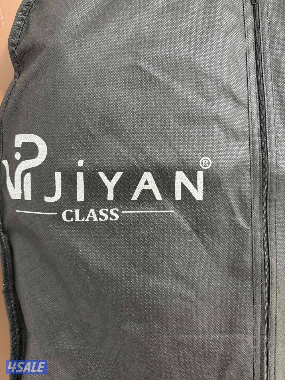 بدلة للبيع توكسيدو مقاس 500