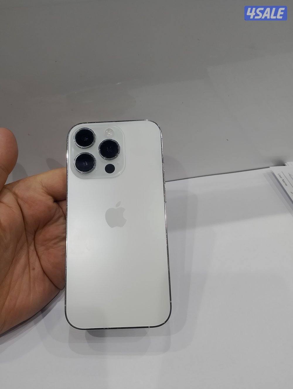 ايفون 14 برو جيجا 256 ابيض0